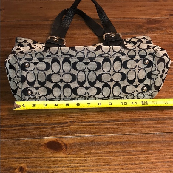 Had bag - Picture 4 of 6